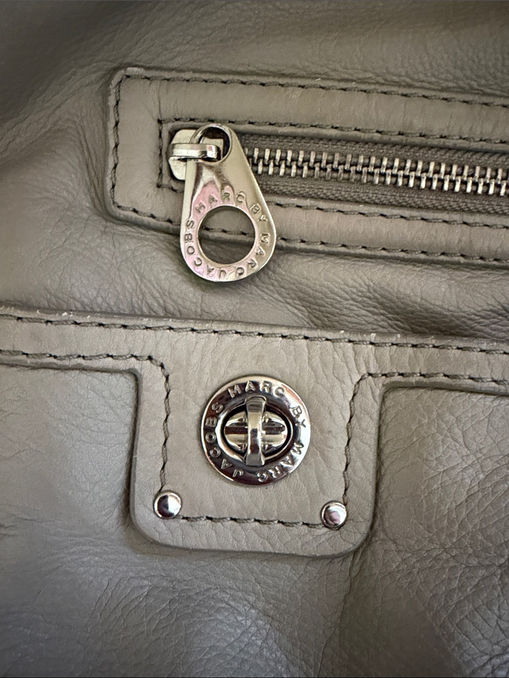 Marc by Marc Jacobs Neutral Taupe Hobo Shoulder Bag - Picture 2 of 7